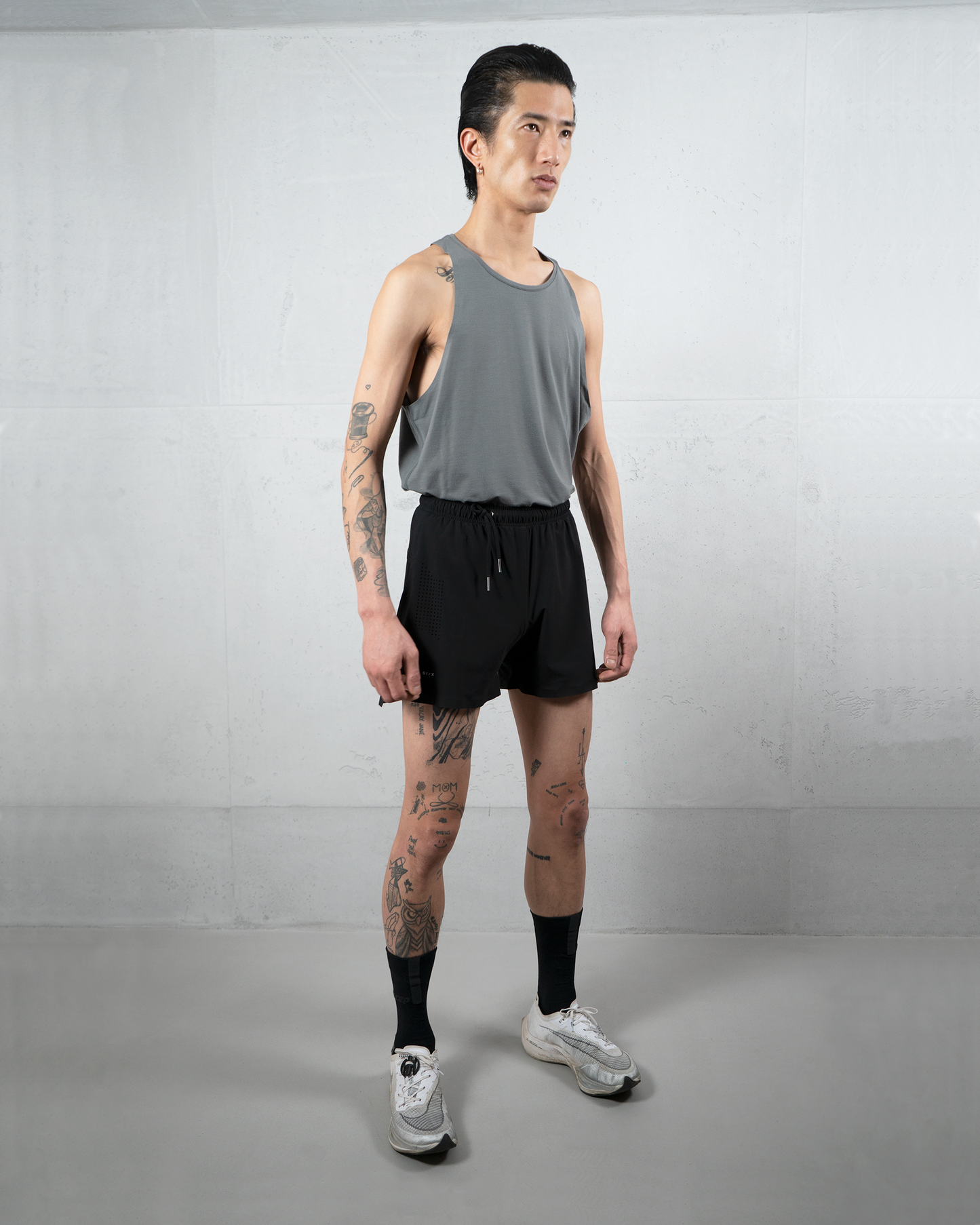 RUN TANK GREY